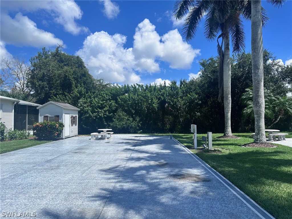 1008 Diamond Lake Circle Naples FL 34114 226009266 image1