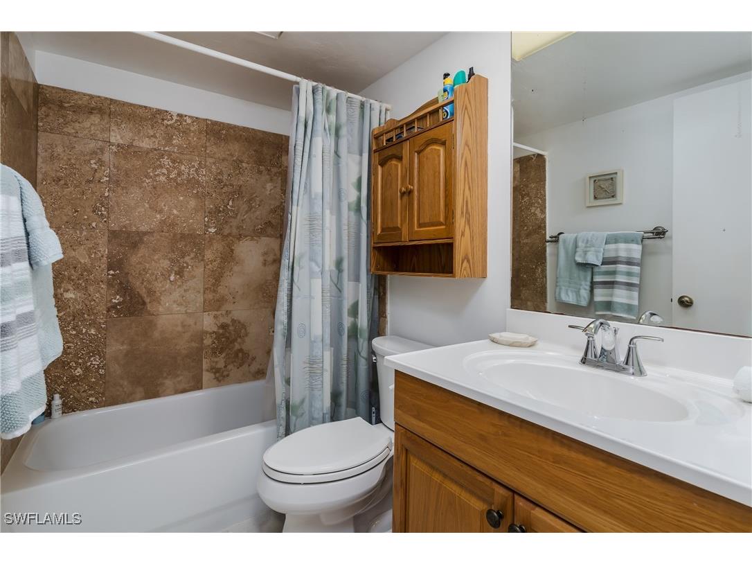 1008 Manatee Road #G104 Naples FL 34114 225071659 image18