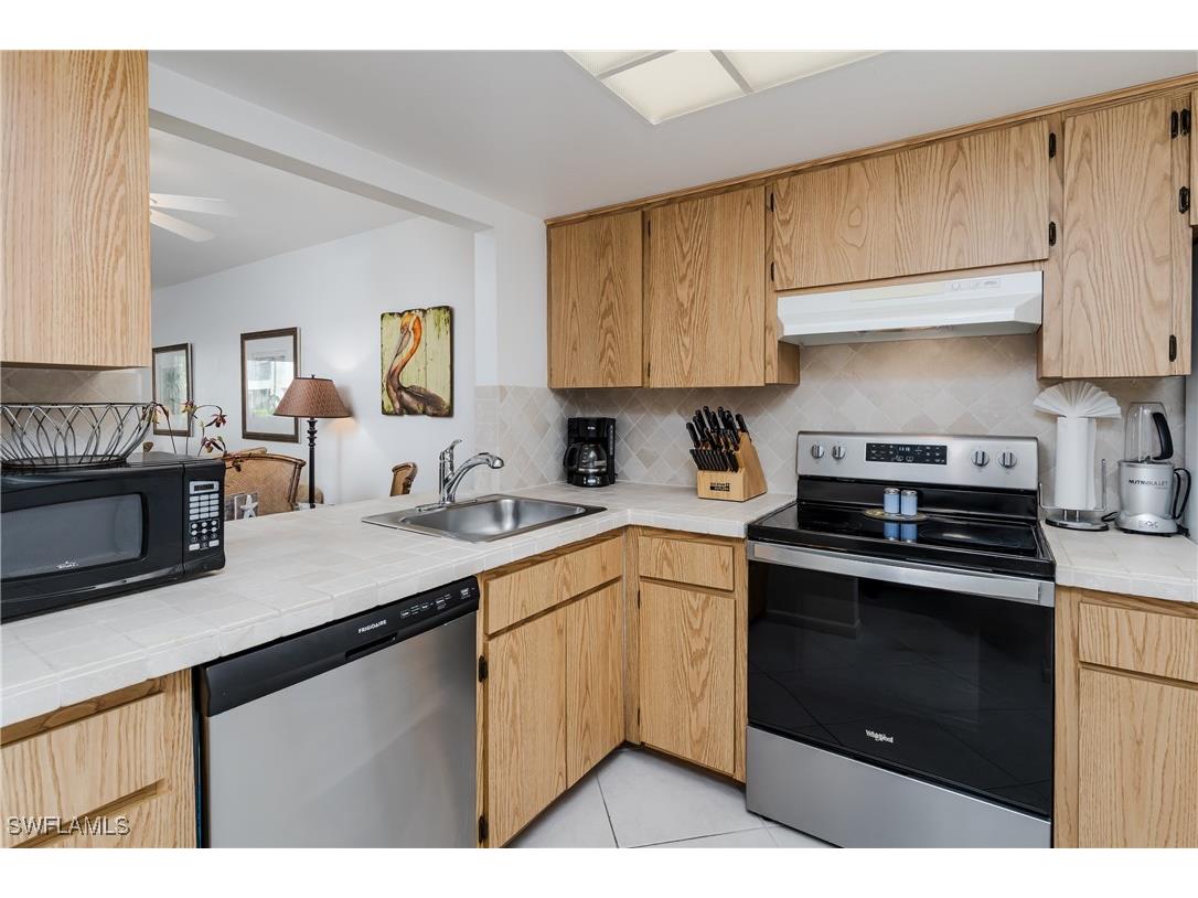 1008 Manatee Road #G104 Naples FL 34114 225071659 image3