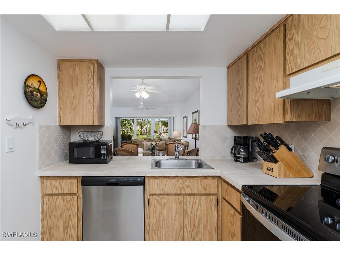 1008 Manatee Road #G104 Naples FL 34114 225071659 image4