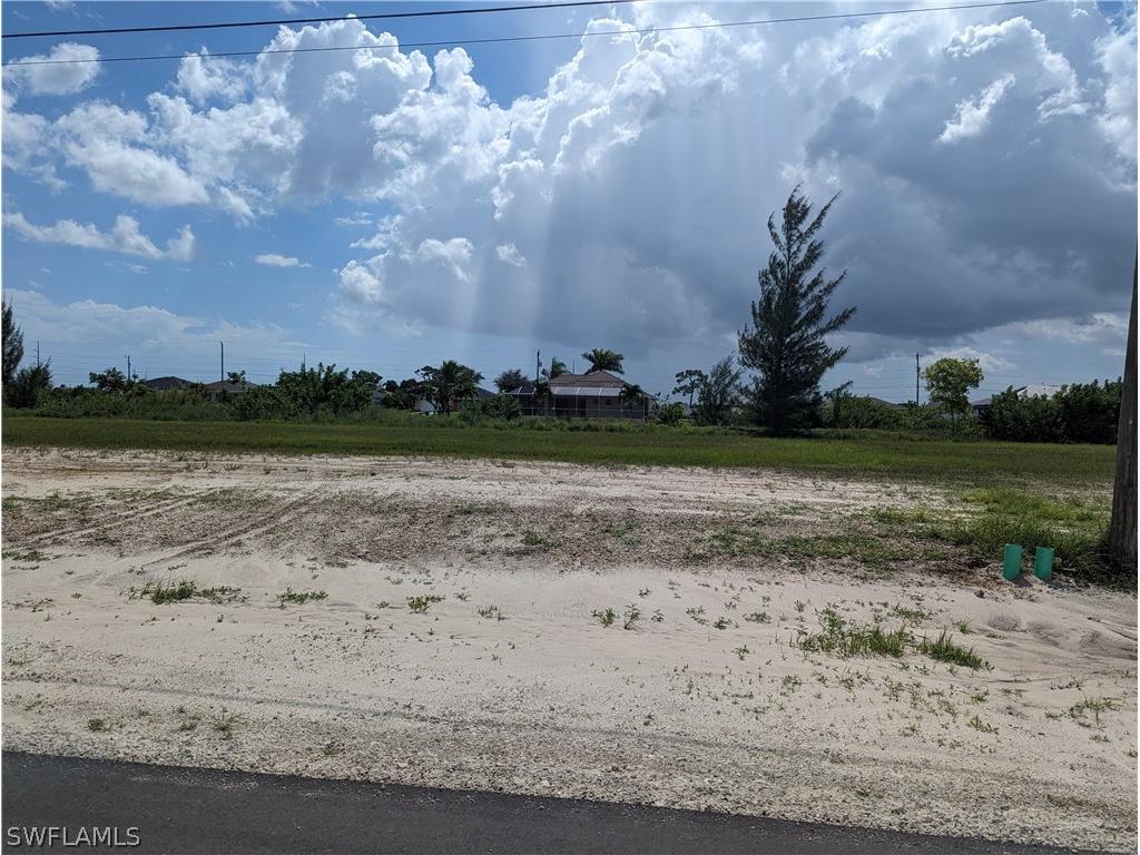 1008 NE 1st Place Cape Coral FL 33909 224061703 image1