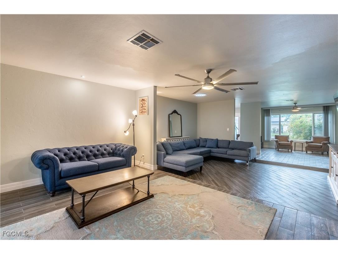 1008 SE 25th Terrace Cape Coral FL 33904 2025005238 image15