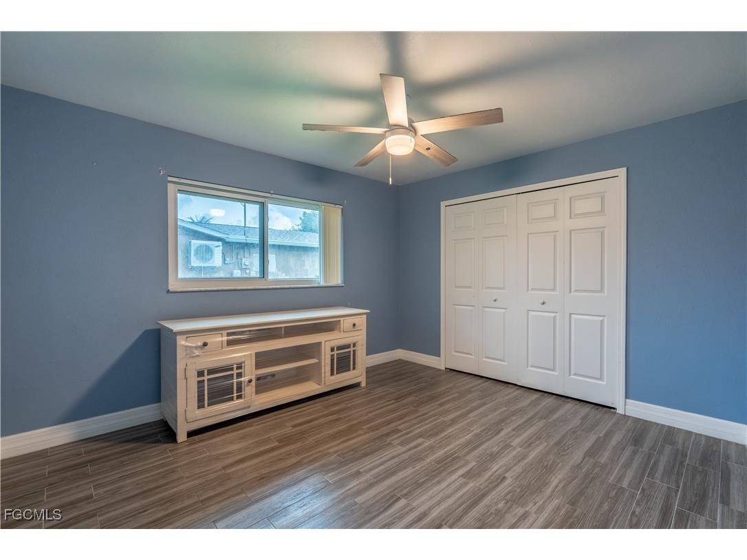 1008 SE 25th Terrace Cape Coral FL 33904 2025005238 image24