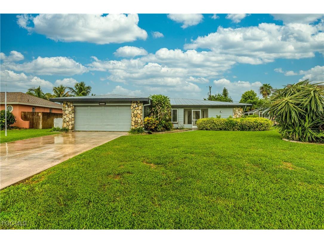 1008 SE 25th Terrace Cape Coral FL 33904 2025005238 image3