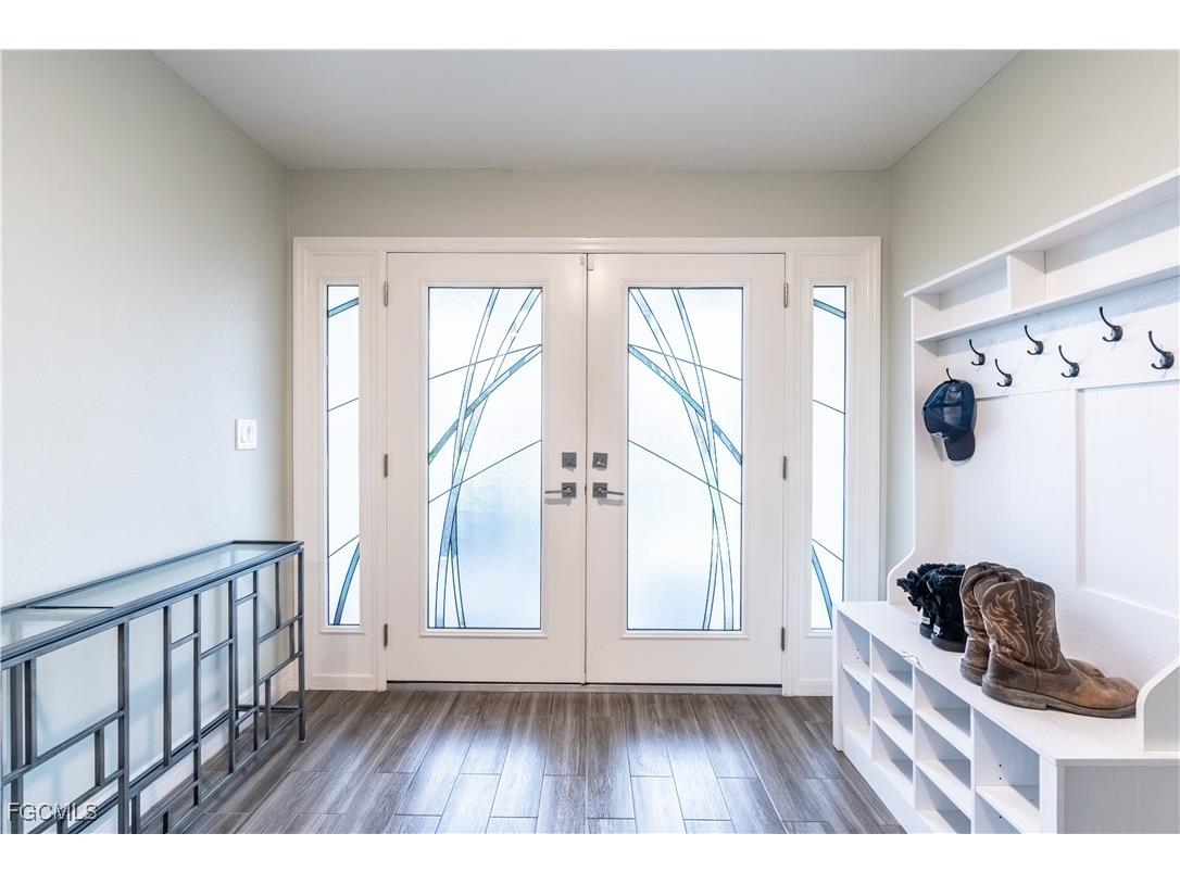 1008 SE 25th Terrace Cape Coral FL 33904 2025005238 image5