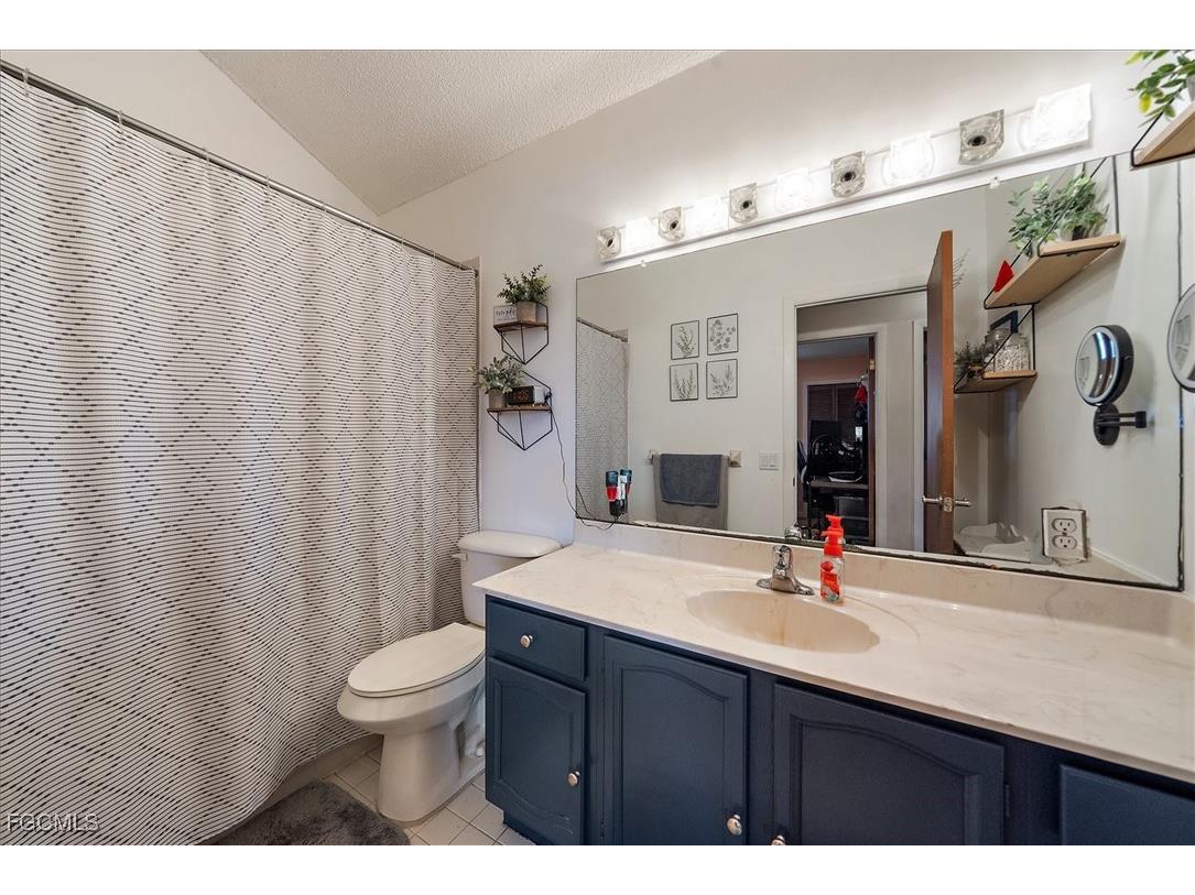 1008 SW 4th Place Cape Coral FL 33991 2025015920 image14