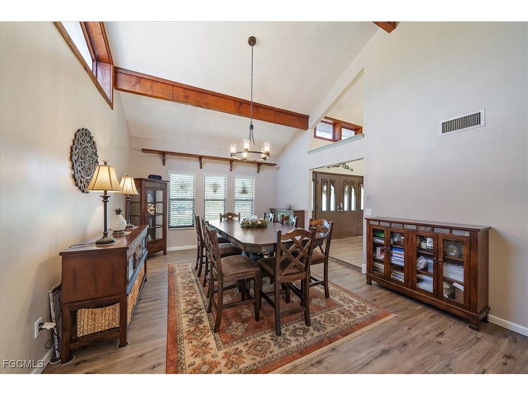 1008 SW 4th Place Cape Coral FL 33991 2025015920 image19