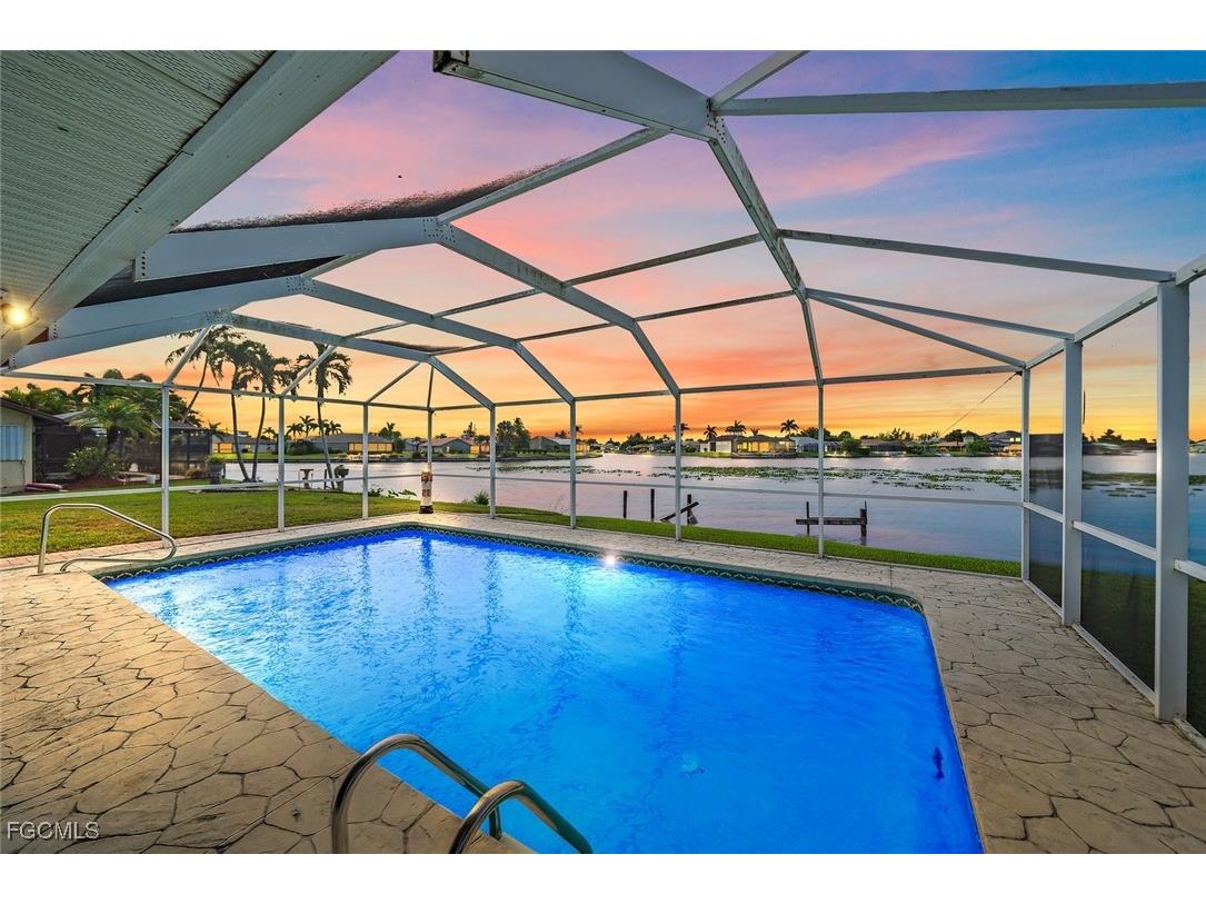 1008 SW 4th Place Cape Coral FL 33991 2025015920 image3