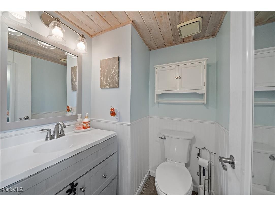 1008 SW 4th Place Cape Coral FL 33991 2025015920 image33