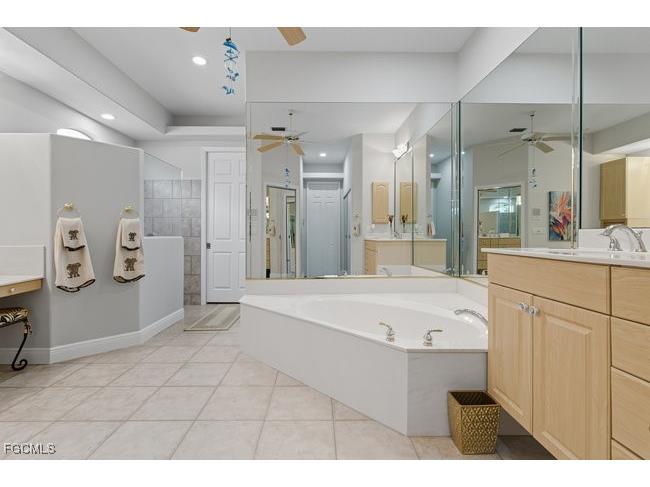 1008 SW 56th Street Cape Coral FL 33914 2025012648 image38