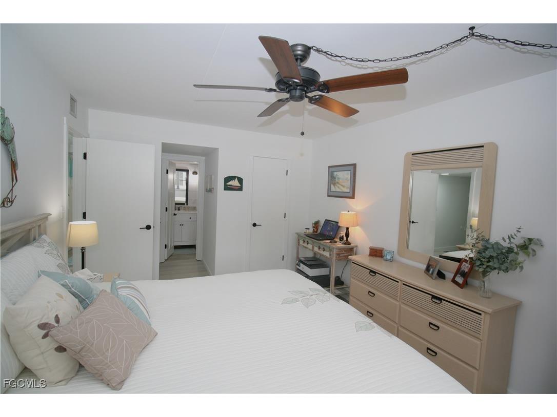 1008 Tropic Terrace North Fort Myers FL 33903 2025019067 image18