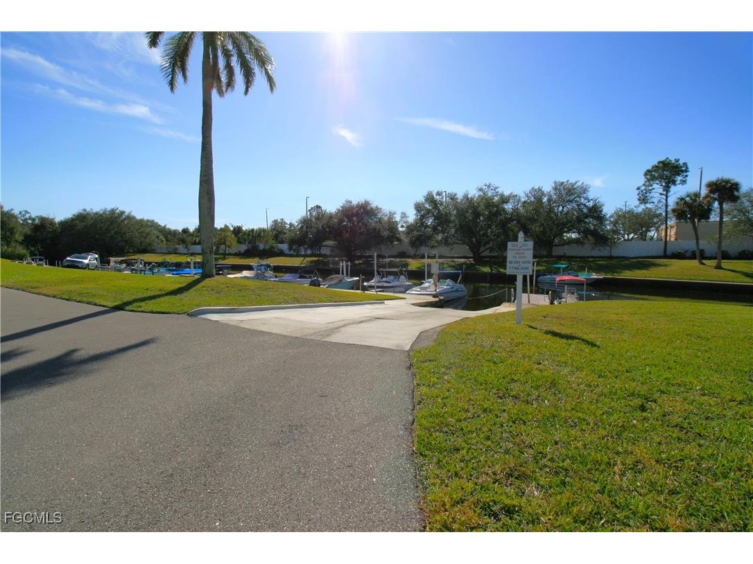 1008 Tropic Terrace North Fort Myers FL 33903 2025019067 image27