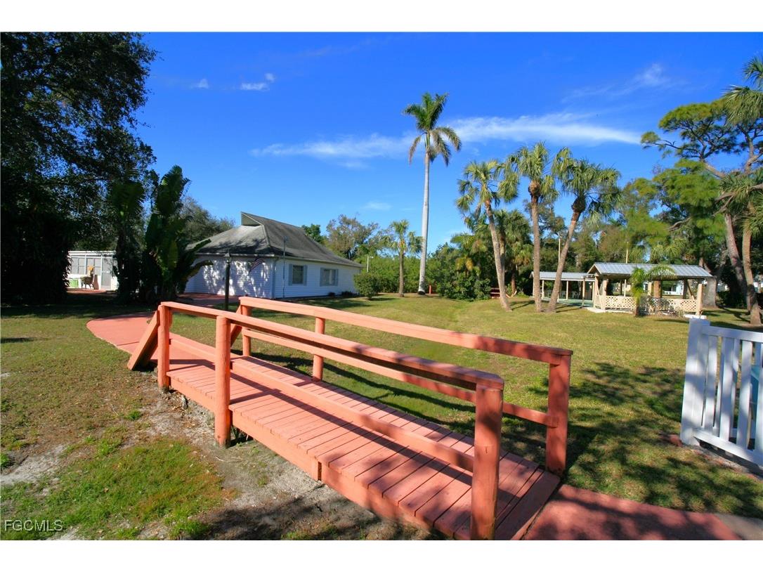 1008 Tropic Terrace North Fort Myers FL 33903 2025019067 image33