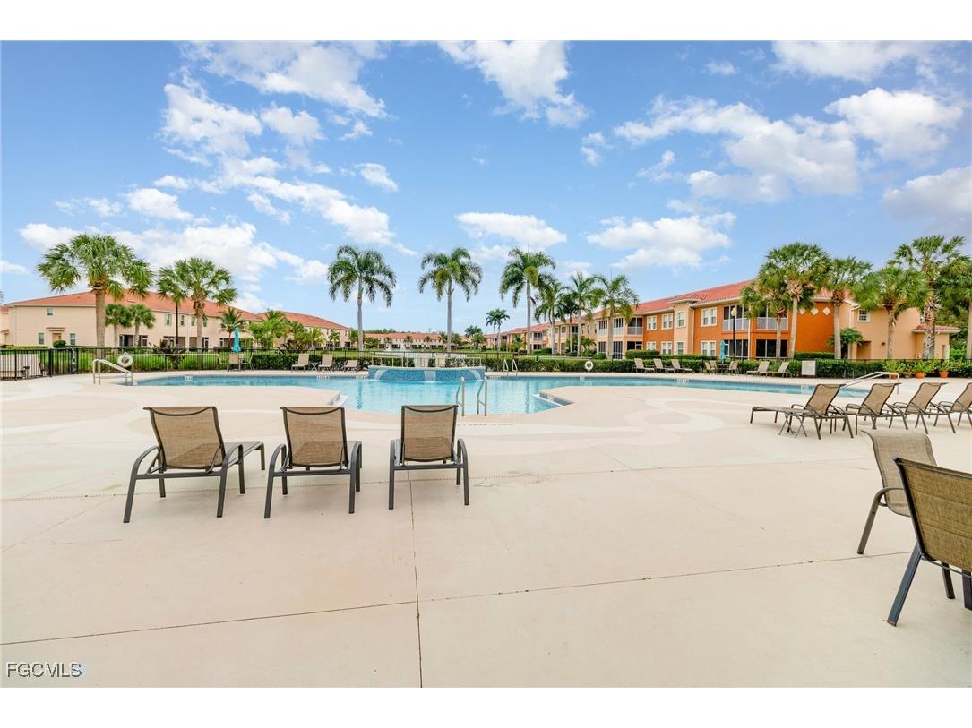 10080 Via Colomba Circle Fort Myers FL 33966 2025024839 image28