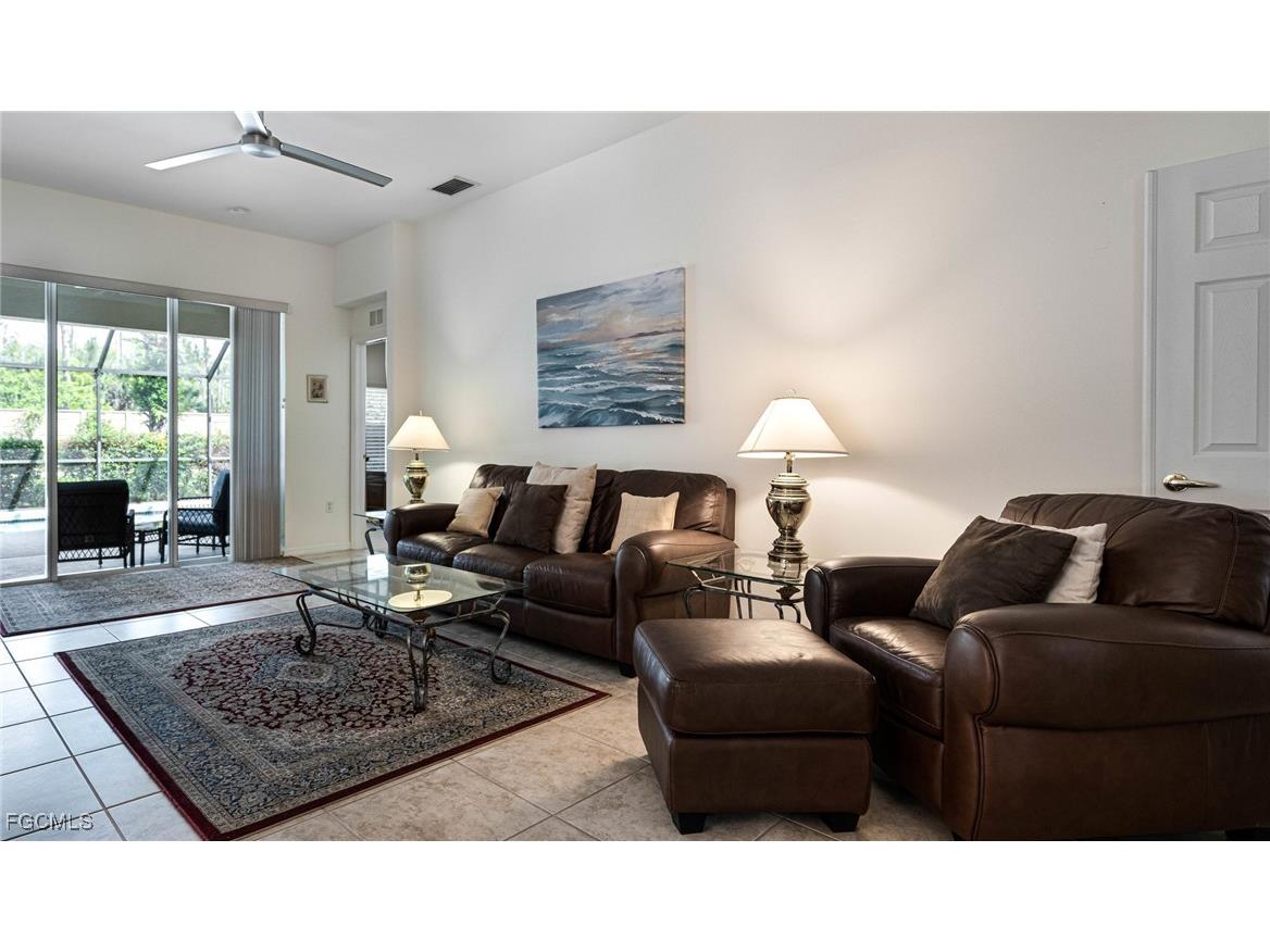 10082 Oakhurst Way Fort Myers FL 33913 2025009762 image4