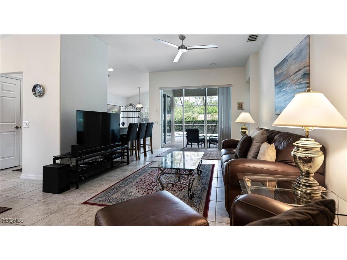 10082 Oakhurst Way Fort Myers FL 33913 2025009762 image5