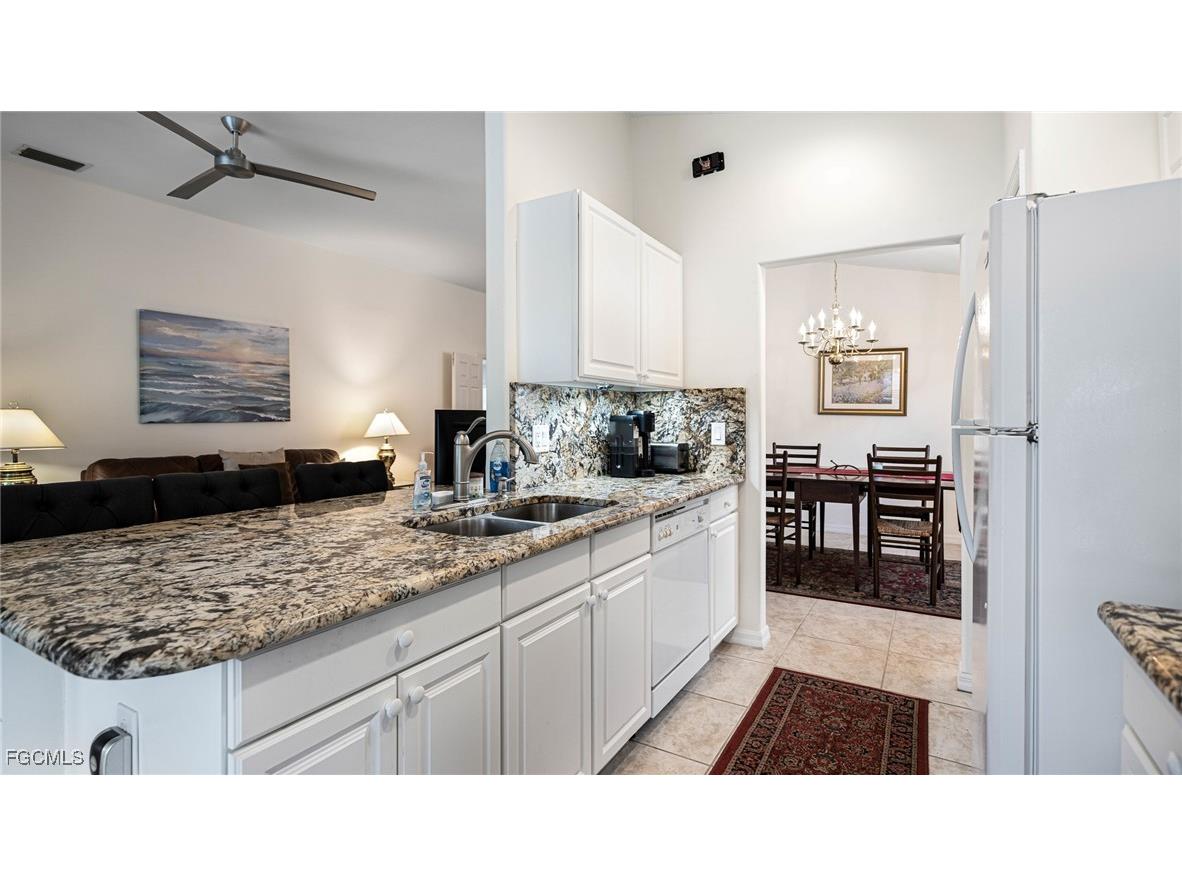 10082 Oakhurst Way Fort Myers FL 33913 2025009762 image8