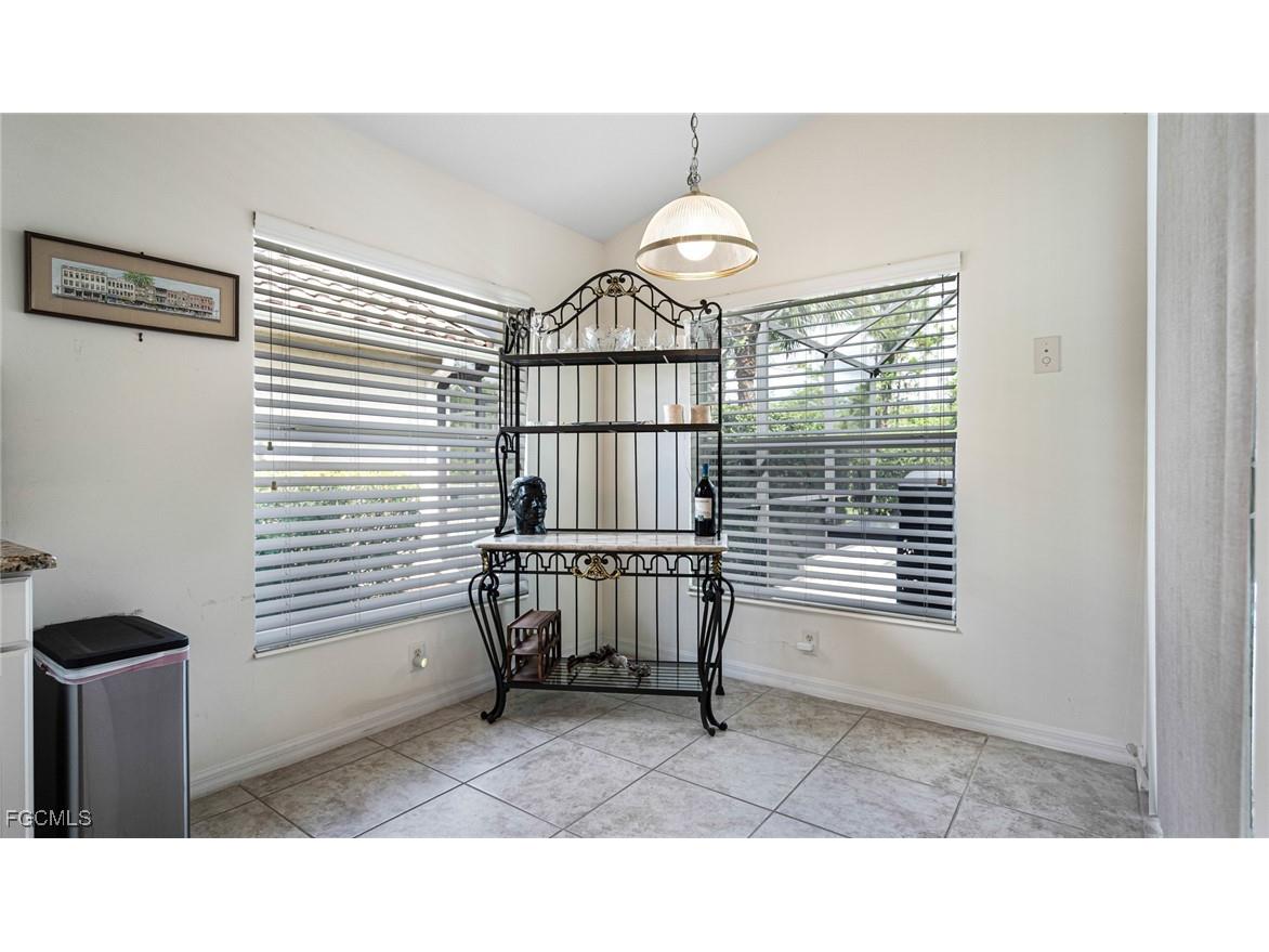 10082 Oakhurst Way Fort Myers FL 33913 2025009762 image9