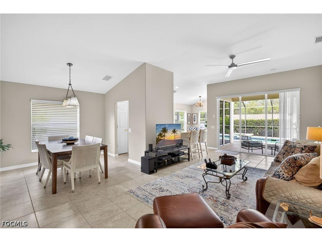 10082 Oakhurst Way Fort Myers FL 33913 2026020170 image2