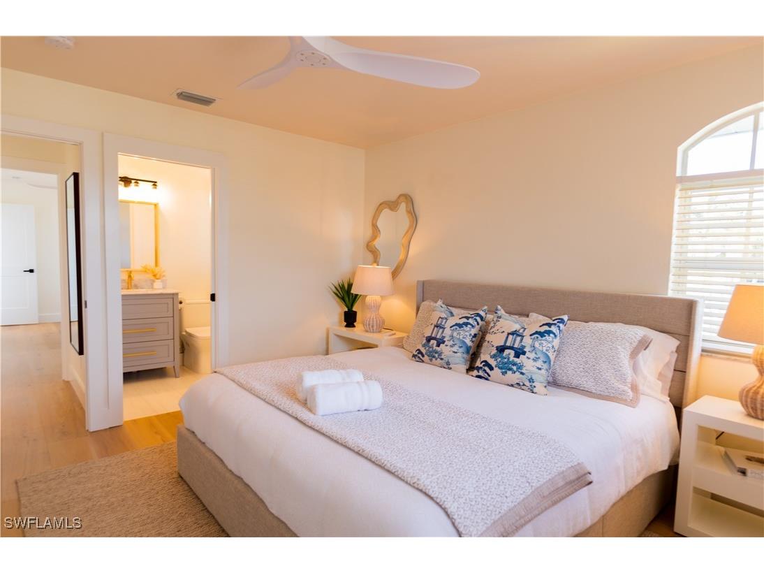 10082 Vanderbilt Drive Naples FL 34108 226002427 image28