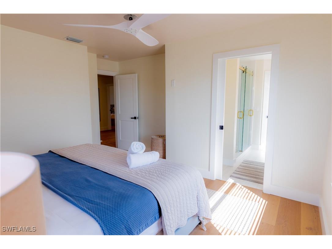 10082 Vanderbilt Drive Naples FL 34108 226002427 image30