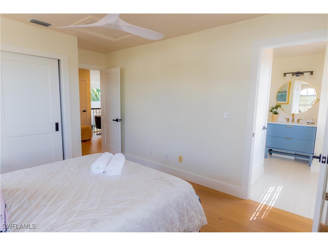 10082 Vanderbilt Drive Naples FL 34108 226002427 image37