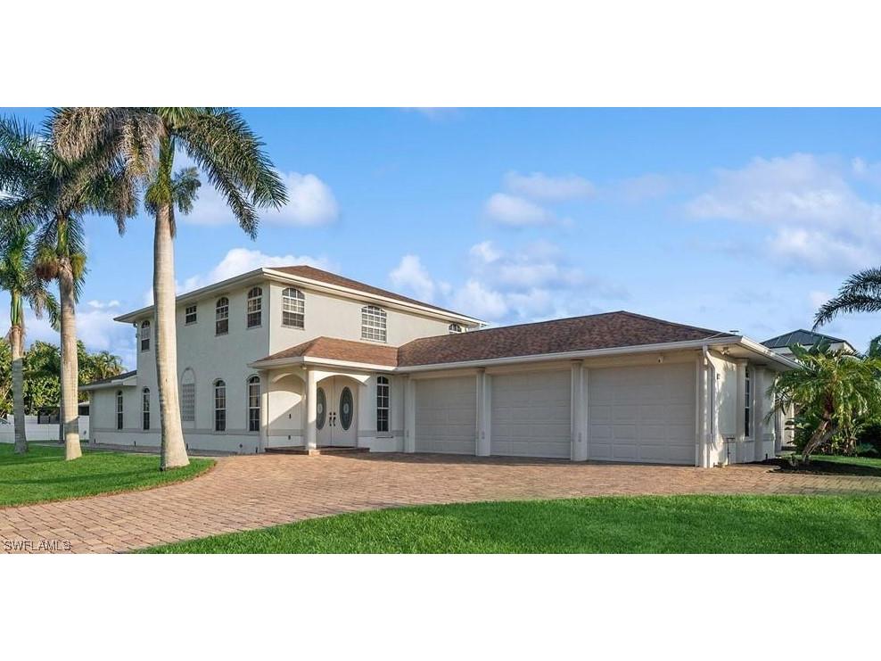 10082 Vanderbilt Drive Naples FL 34108 223078214 image1