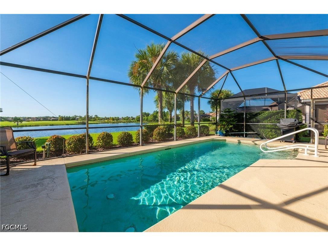 10083 Oakhurst Way Fort Myers FL 33913 2026031475 image1
