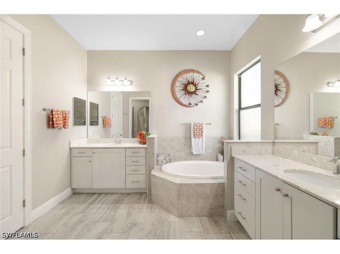 10085 Avalon Lake Circle Fort Myers FL 33913 226013155 image16