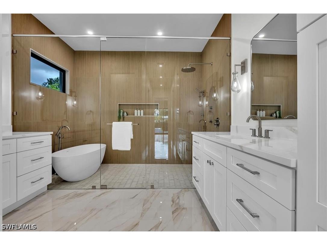 1009 29th Avenue N Naples FL 34103 226024250 image25