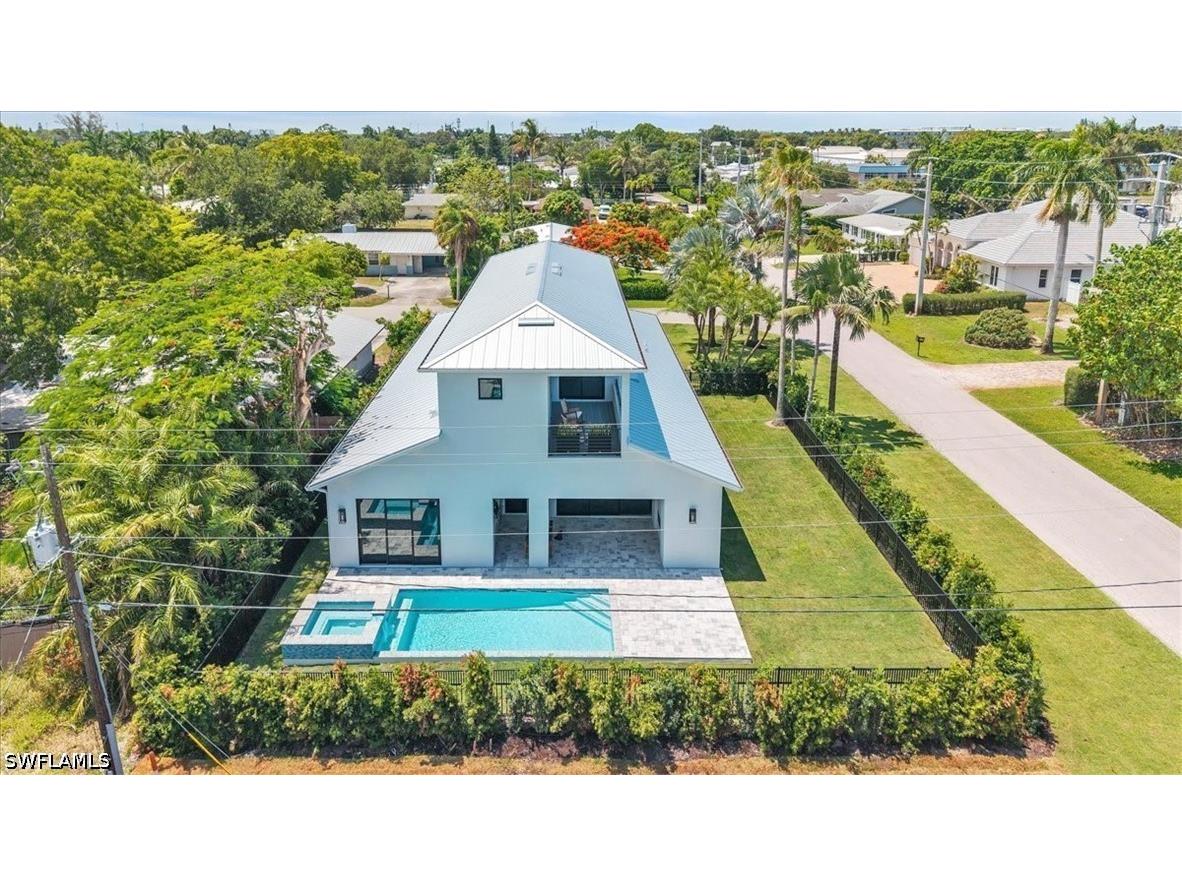 1009 29th Avenue N Naples FL 34103 226024250 image46