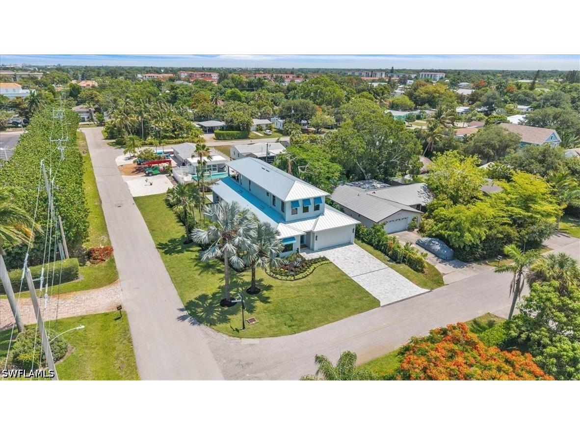 1009 29th Avenue N Naples FL 34103 226024250 image47