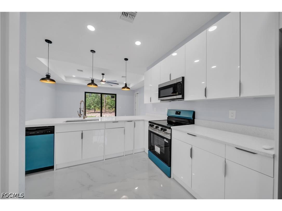 1009 Moore Avenue Lehigh Acres FL 33972 2026018350 image9