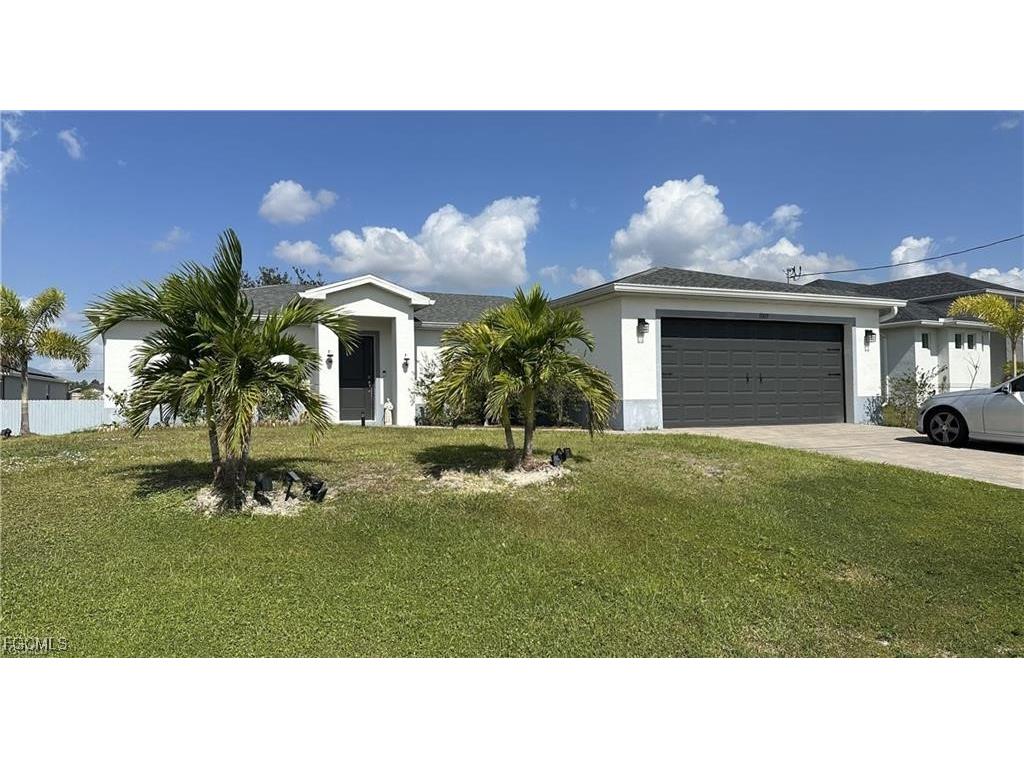 1009 NE 39th Terrace Cape Coral FL 33909 2025023979 image1