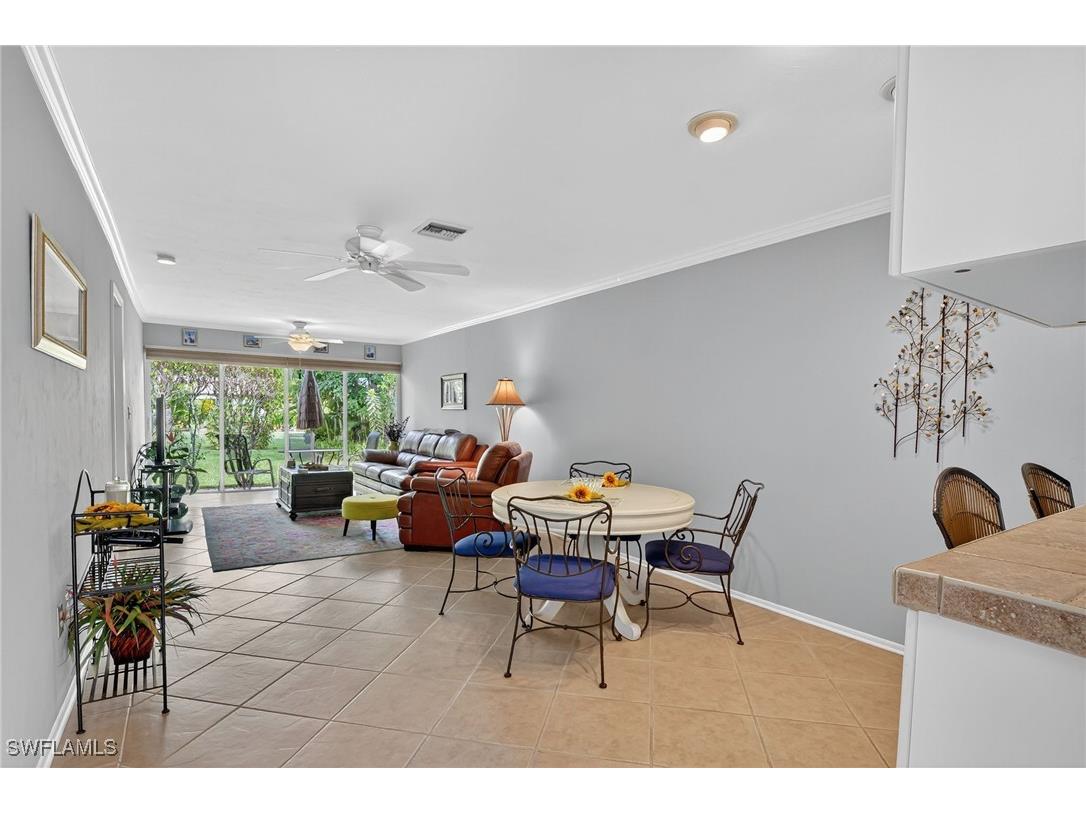 1009 Pine Isle Lane S #1009 Naples FL 34112 225078164 image2