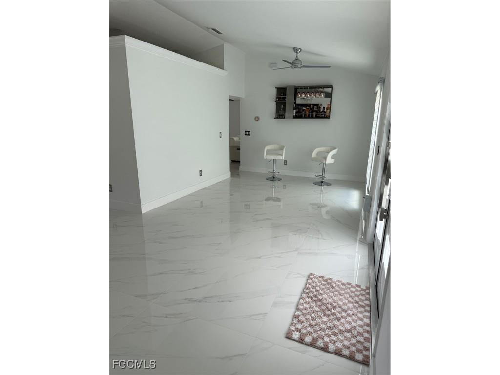 1009 SE 5th Avenue Cape Coral FL 33990 2025006831 image2