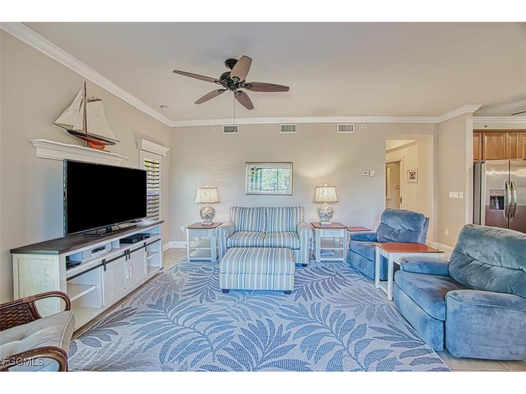 10090 Lake Cove Drive #101 Fort Myers FL 33908 2025015124 image10