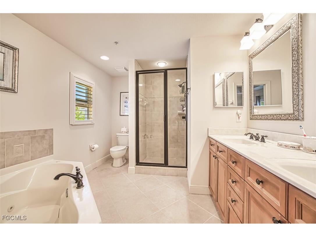 10090 Lake Cove Drive #101 Fort Myers FL 33908 2025015124 image21