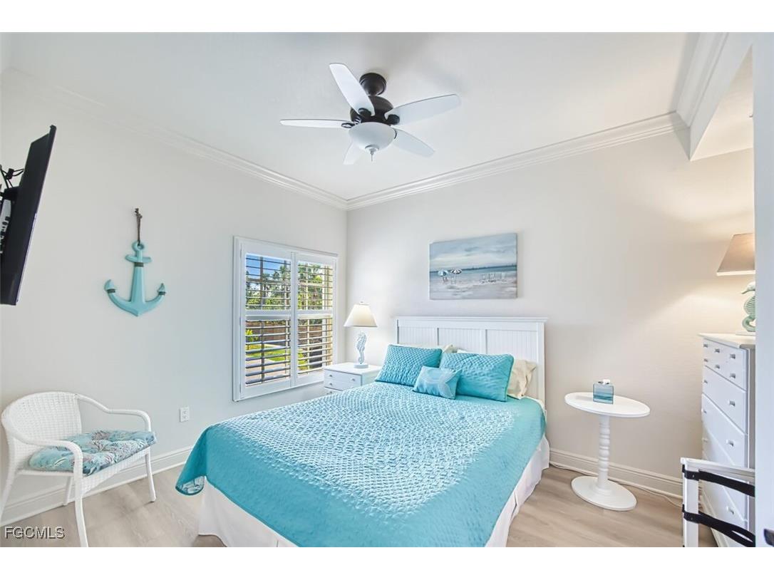 10090 Lake Cove Drive #101 Fort Myers FL 33908 2025015124 image24