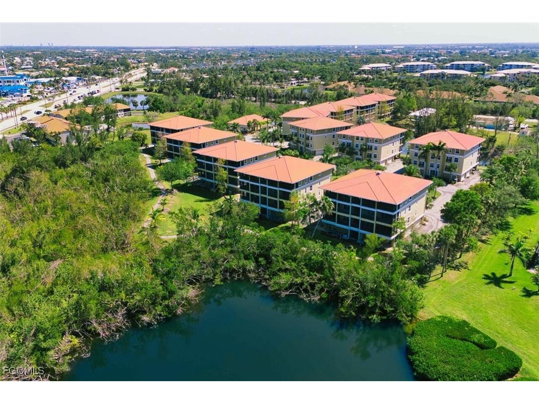 10090 Lake Cove Drive #101 Fort Myers FL 33908 2025015124 image37