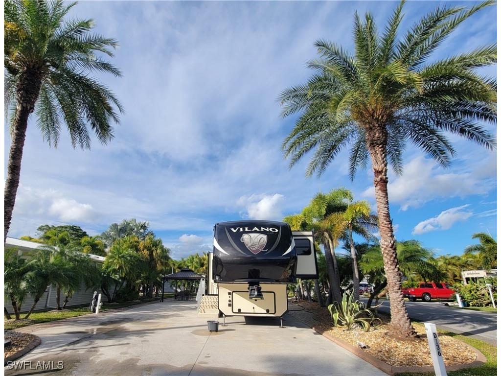 10091 Ramblewood Court Fort Myers FL 33905 224071618 image1