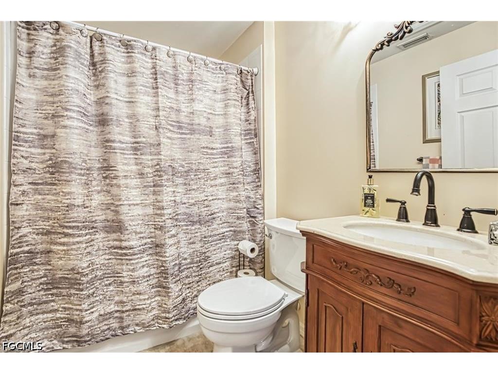 10092 Oakhurst Way Fort Myers FL 33913 2026016791 image6