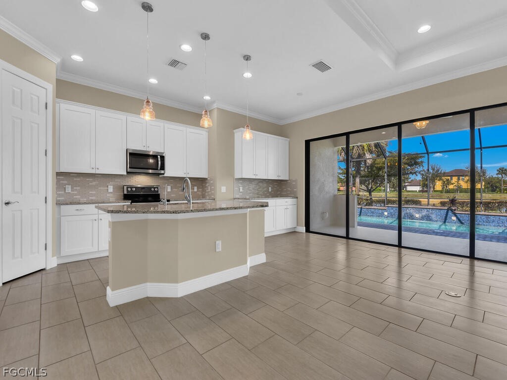 10093 Avalon Lake Circle Fort Myers FL 33913 2026009853 image10