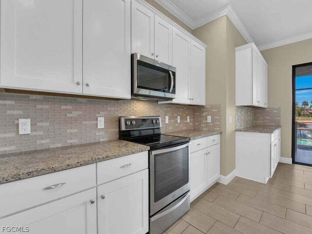 10093 Avalon Lake Circle Fort Myers FL 33913 2026009853 image11