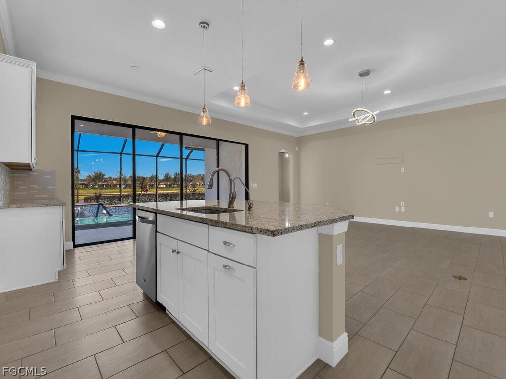 10093 Avalon Lake Circle Fort Myers FL 33913 2026009853 image12