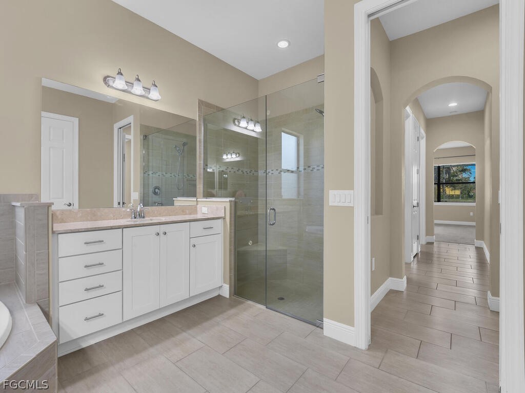 10093 Avalon Lake Circle Fort Myers FL 33913 2026009853 image19