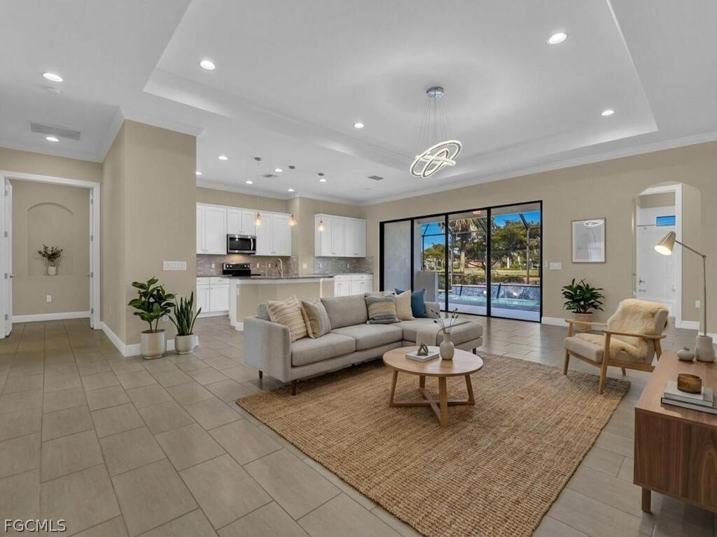 10093 Avalon Lake Circle Fort Myers FL 33913 2026009853 image3