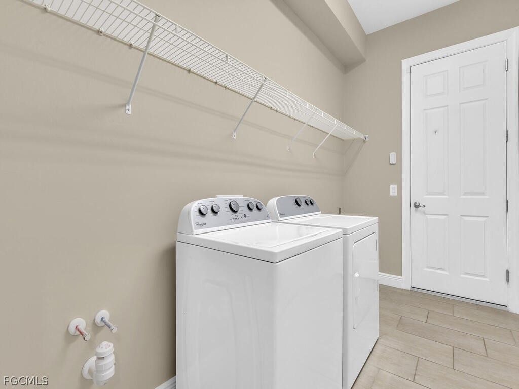 10093 Avalon Lake Circle Fort Myers FL 33913 2026009853 image33