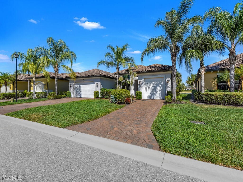 10093 Avalon Lake Circle Fort Myers FL 33913 2026009853 image40