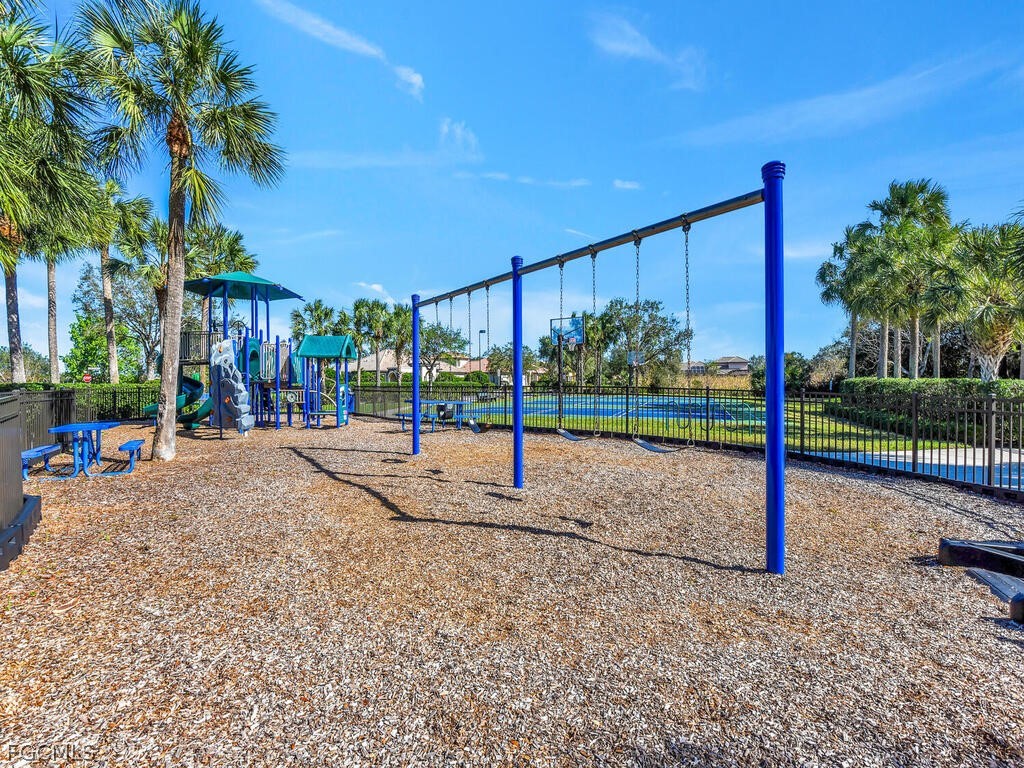 10093 Avalon Lake Circle Fort Myers FL 33913 2026009853 image47
